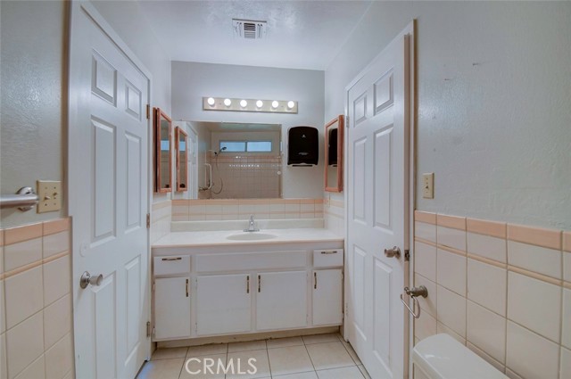 Detail Gallery Image 20 of 23 For 12911 Browning Ave, North Tustin,  CA 92705 - 5 Beds | 4 Baths