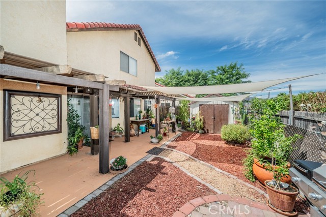 Detail Gallery Image 21 of 26 For 15690 Shadow Mountain Ln, Lake Elsinore,  CA 92530 - 3 Beds | 2 Baths