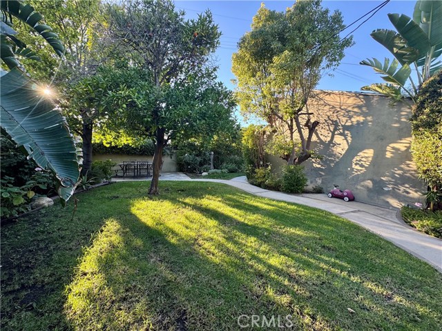 Detail Gallery Image 28 of 29 For 5821 Columbus Ave, Van Nuys,  CA 91411 - 4 Beds | 2 Baths