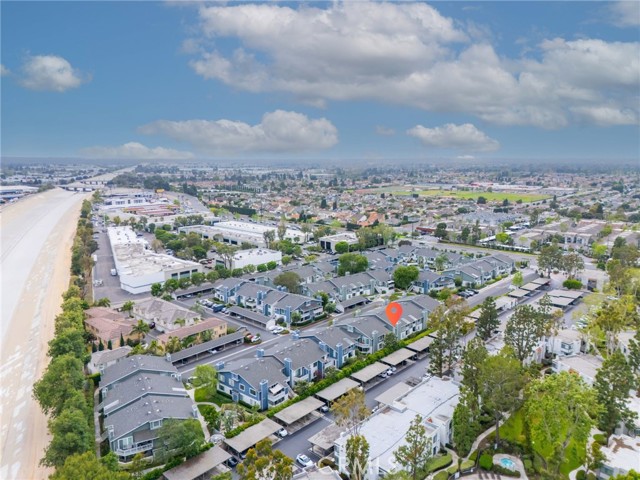 Image 43 of 49 For 12109 Sylvan River 131