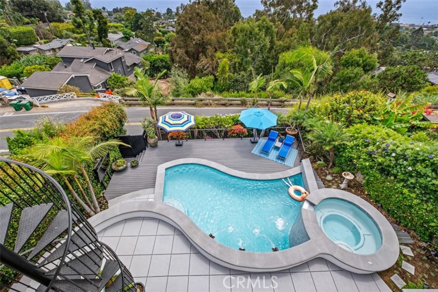 Detail Gallery Image 33 of 53 For 750 Rembrandt Dr, Laguna Beach,  CA 92651 - 3 Beds | 3/1 Baths