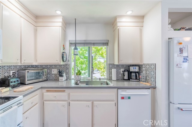 Detail Gallery Image 12 of 40 For 8777 Coral Springs Ct 10e,  Huntington Beach,  CA 92646 - 1 Beds | 1 Baths