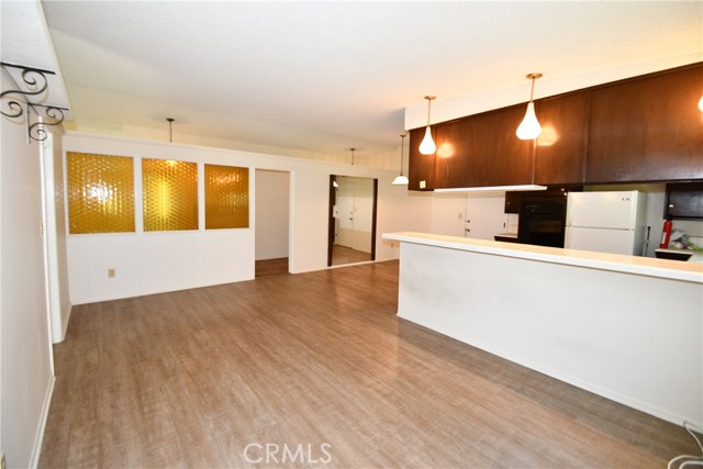 Spacious family room/dining area