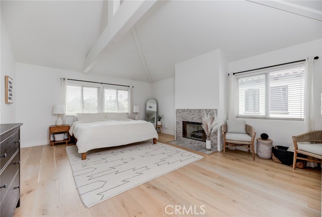 Detail Gallery Image 32 of 42 For 1924 Ruhland Ave #B,  Redondo Beach,  CA 90278 - 3 Beds | 2/1 Baths