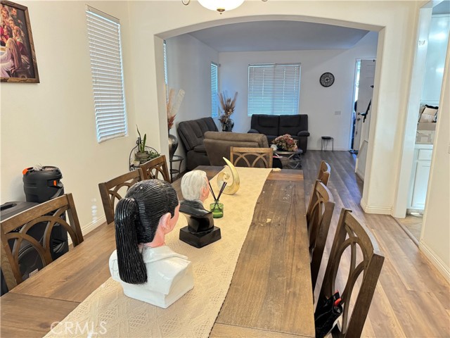 Detail Gallery Image 17 of 40 For 12615 Bellflower, Moreno Valley,  CA 92555 - 4 Beds | 3 Baths