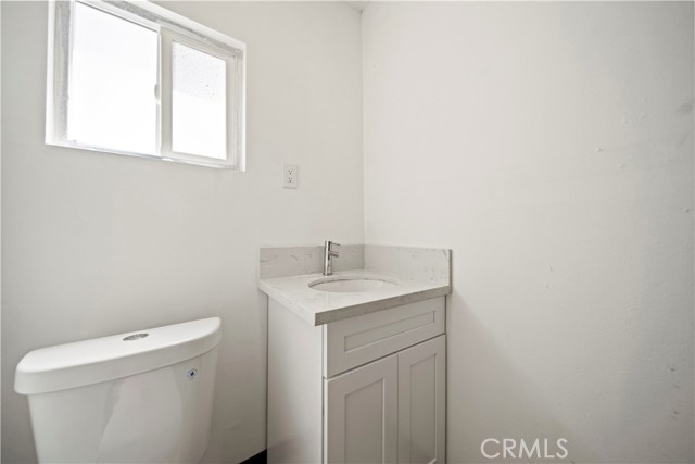 Detail Gallery Image 14 of 18 For 107 W Kettering Street, Lancaster,  CA 93534 - 3 Beds | 2 Baths