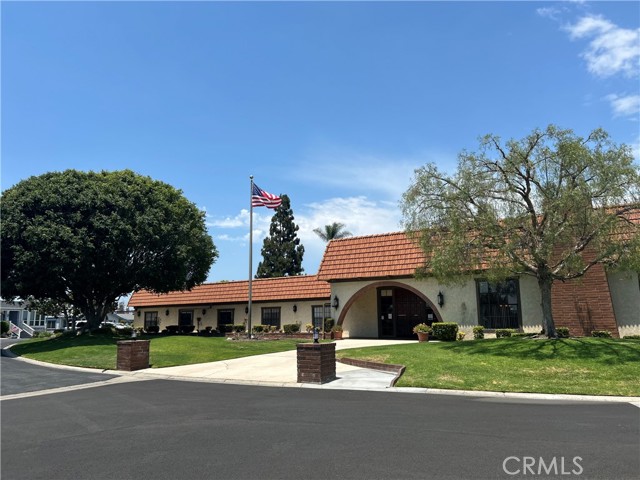 Detail Gallery Image 34 of 34 For 2851 Rolling Hills Dr #1,  Fullerton,  CA 92835 - 3 Beds | 2 Baths