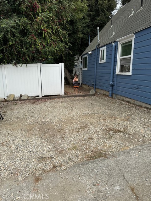 24263 Los Codona Avenue, Torrance, California 90505, ,1 BathroomBathrooms,Residential Lease,For Rent,Los Codona,PV26093378