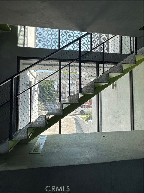 Detail Gallery Image 6 of 15 For 325 Myrtle Street 302b,  Glendale,  CA 91203 - 0 Beds | 1 Baths