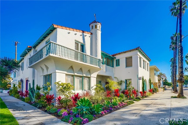14 Park Avenue, Long Beach CA: https://media.crmls.org/medias/82dbf0e7-4ee4-42da-8ce5-ca2f1da0670a.jpg