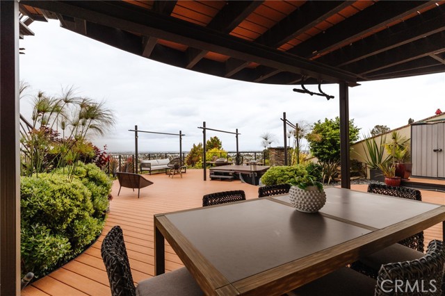 3837 Paseo De Las Tortugas, Torrance CA: https://media.crmls.org/medias/82de0178-06c7-4eb0-a111-49ad352b1ca2.jpg