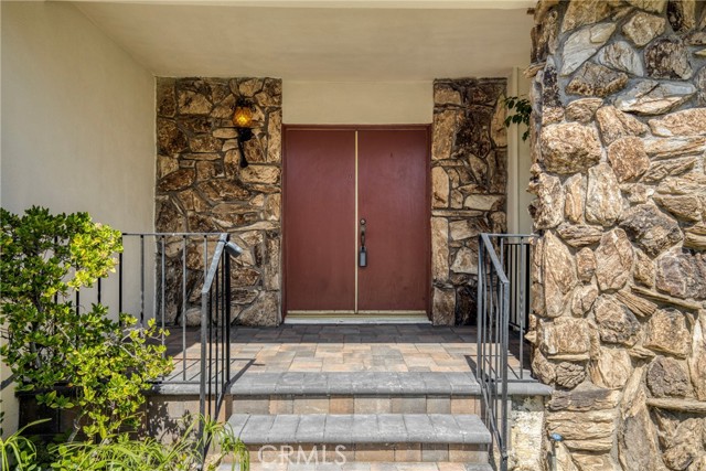 Detail Gallery Image 7 of 31 For 19101 Kingsbury, Porter Ranch,  CA 91326 - 5 Beds | 4 Baths