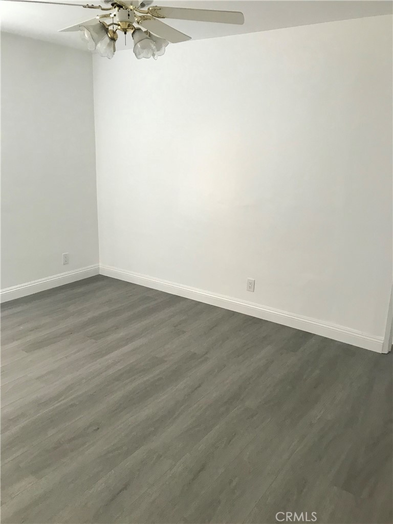 https://media.crmls.org/medias/82de230a-e5f3-47c4-943b-ac90262a872d.jpg?preset=X-Large