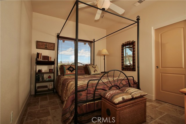 7125 Sunny Vista Road, Joshua Tree CA: https://media.crmls.org/medias/82deaaa9-1cfb-4231-8027-faf9f0c31463.jpg