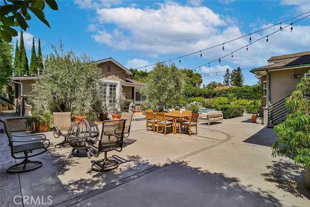 Detail Gallery Image 59 of 74 For 17141 Superior St, Northridge,  CA 91325 - 6 Beds | 4 Baths