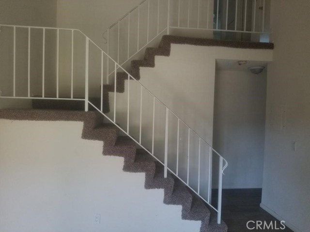 Detail Gallery Image 7 of 13 For 2381 Maryhelen St, Corona,  CA 92879 - 2 Beds | 2 Baths