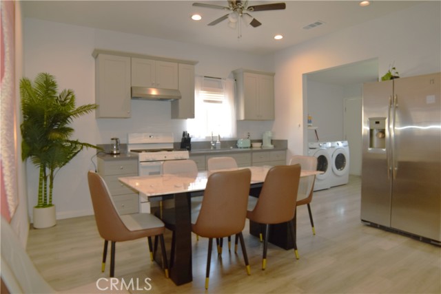 2746 W 14th Street, Los Angeles CA: https://media.crmls.org/medias/82dfb1b6-883f-4d1c-98f3-8aad4336ccba.jpg