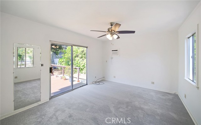 7709 Beckett Street, Tujunga CA: https://media.crmls.org/medias/82dfe1c5-a535-4f02-a3d6-b77fddd937ab.jpg