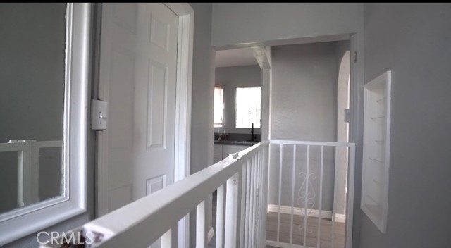 Detail Gallery Image 10 of 14 For 1011 Laguna, Echo Park,  CA 90026 - 1 Beds | 2 Baths
