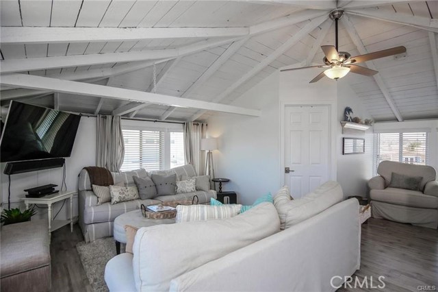 Detail Gallery Image 13 of 18 For 1113 W Balboa Bld #.5,  Newport Beach,  CA 92661 - 3 Beds | 2 Baths