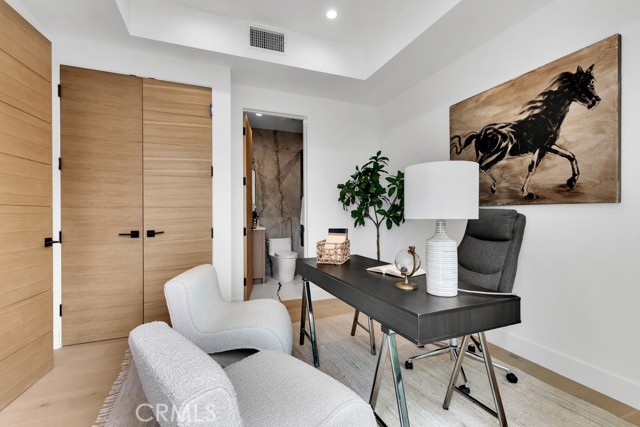 14899 Round Valley, Sherman Oaks CA: https://media.crmls.org/medias/82e10cb5-30bb-4114-8dc3-8dbfbd741424.jpg