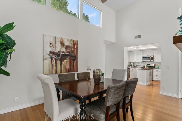 21 Morena, Irvine CA: https://media.crmls.org/medias/82e16ca2-779a-4799-a939-6f5ff69da234.jpg