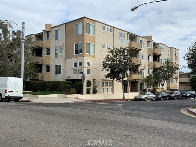 Detail Gallery Image 1 of 18 For 10790 Rose Ave #109,  Los Angeles,  CA 90034 - 2 Beds | 2/1 Baths