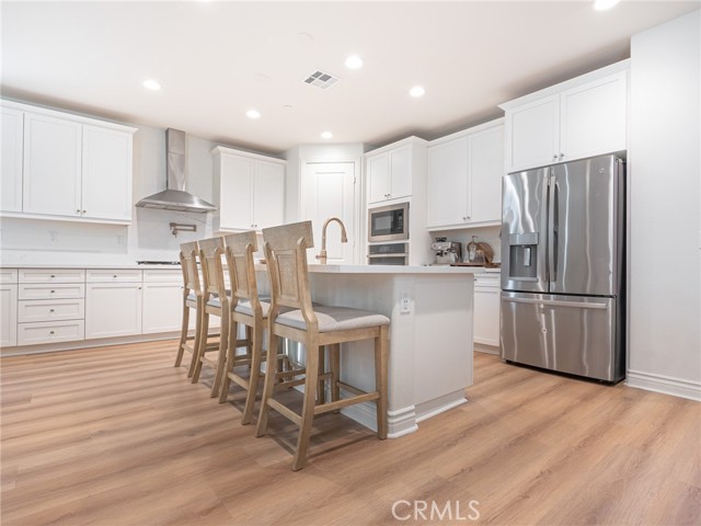 Detail Gallery Image 8 of 46 For 32085 Deardoff St, Menifee,  CA 92584 - 5 Beds | 3 Baths