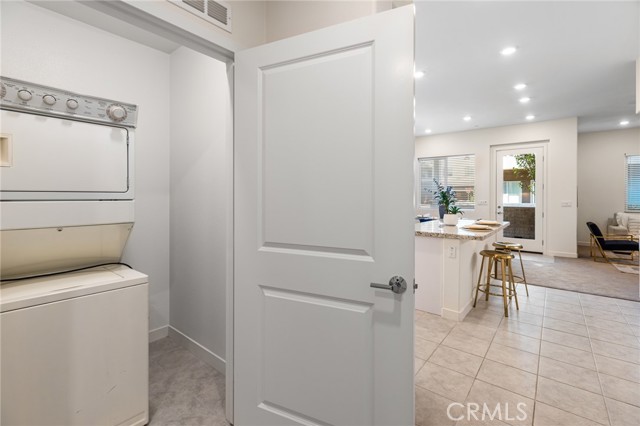 1863 S Union Street, Anaheim CA: https://media.crmls.org/medias/82e20b15-f2e9-41a2-98c6-1a3437bfa66a.jpg