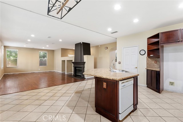 Detail Gallery Image 6 of 33 For 18814 Pinehaven Way, Porter Ranch,  CA 91326 - 5 Beds | 3 Baths