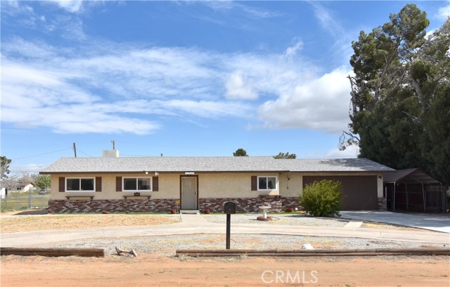 21844 Goshute Ave, Apple Valley, CA 92307