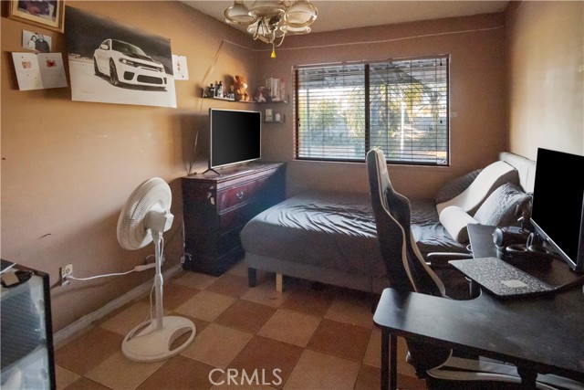 Image 11 of 23 For 24448 Dorner Dr