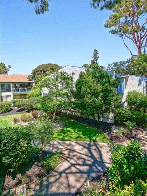 822 Camino Real, Redondo Beach CA: https://media.crmls.org/medias/82e52865-aff8-4790-a7e7-90b20f70fe33.jpg