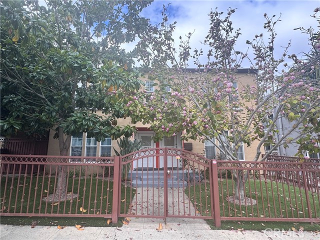 Detail Gallery Image 5 of 20 For 1261 S Plymouth Blvd, Los Angeles,  CA 90019 - 3 Beds | 1 Baths