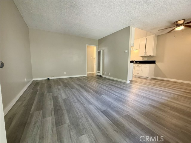 Front Image Thumbnail for CRPW26158093