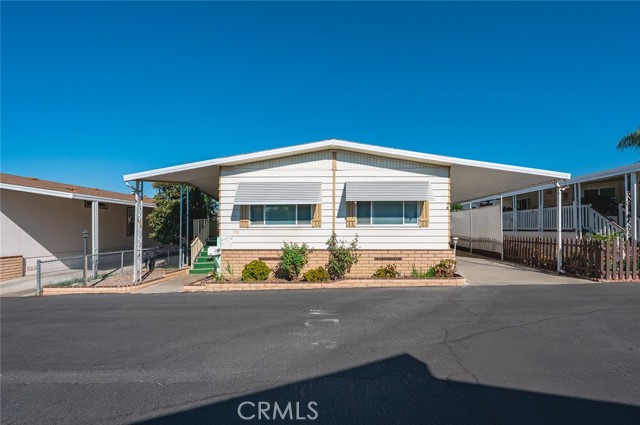 1560 S Otterbein, Rowland Heights CA: https://media.crmls.org/medias/82e5a350-f70a-46d7-b823-9d3ee7d52515.jpg