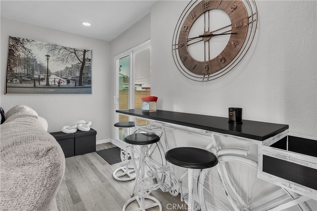 MLS #DW25218126 image #5