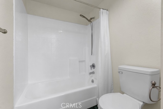 Detail Gallery Image 3 of 45 For 5744 Oak Bend Ln #203,  Oak Park,  CA 91377 - 1 Beds | 1 Baths