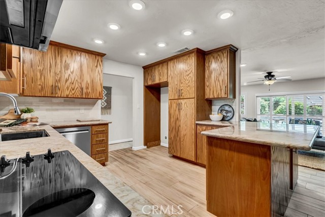 1328 S Cotta Street, Visalia CA: https://media.crmls.org/medias/82e60bd3-b5aa-4742-bece-28350daede8b.jpg