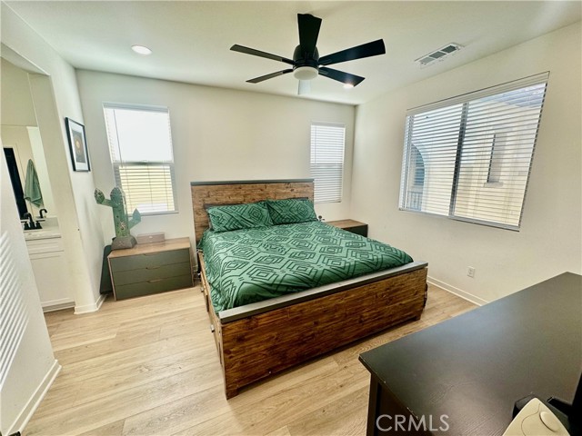 Detail Gallery Image 9 of 20 For 16064 Jamie Ln #3,  Fontana,  CA 92336 - 4 Beds | 3 Baths