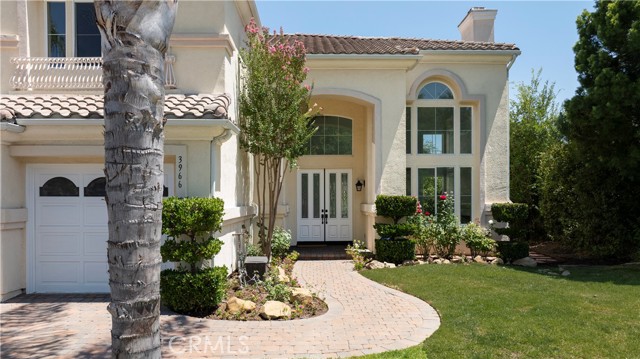 3966 Leighton Point Rd., Calabasas CA: https://media.crmls.org/medias/82e68c75-18b3-4b96-8358-48cd35907f60.jpg