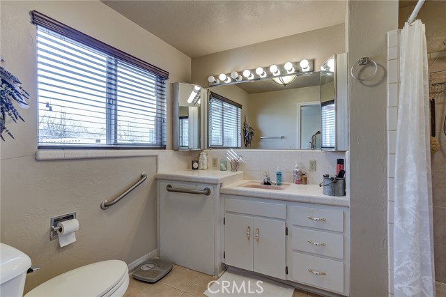 Detail Gallery Image 10 of 31 For 19169 Reeds Creek Rd, Red Bluff,  CA 96080 - 3 Beds | 2 Baths