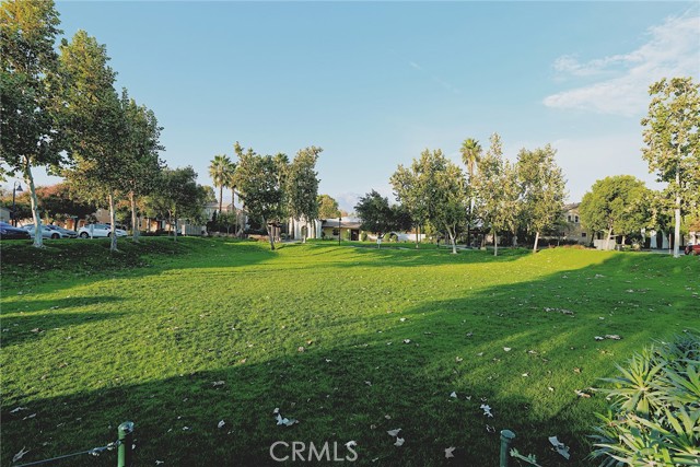 Detail Gallery Image 9 of 13 For 2908 E via Fiano, Ontario,  CA 91764 - 3 Beds | 2/1 Baths