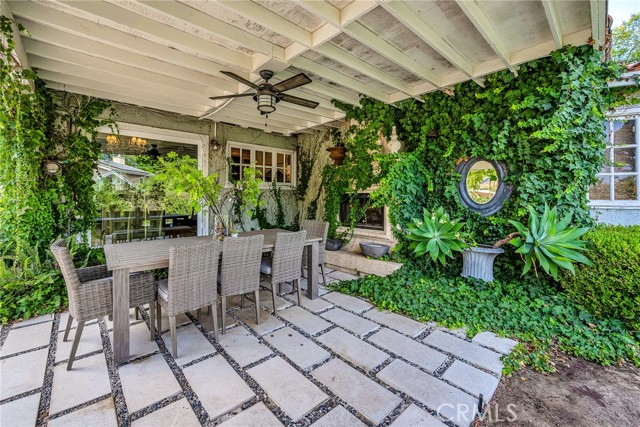 Detail Gallery Image 34 of 34 For 22015 Independencia St, Woodland Hills,  CA 91364 - 3 Beds | 2 Baths