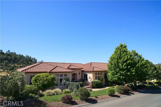 Detail Gallery Image 1 of 73 For 869 Whispering Winds Ln. Ln, Chico,  CA 95928 - 4 Beds | 3/1 Baths