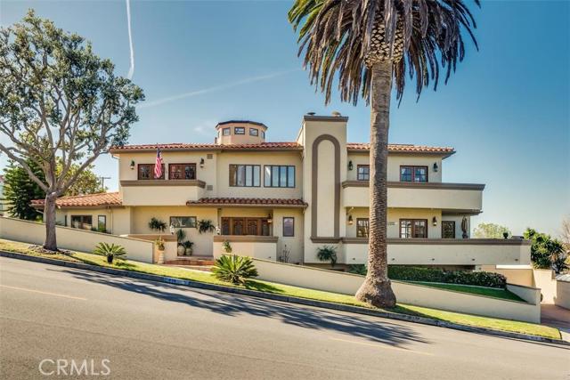 414 Ruby Street, Redondo Beach, California 90277, 6 Bedrooms Bedrooms, ,5 BathroomsBathrooms,Residential,Sold,Ruby,SB16064720