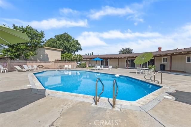 1921 Sherry Lane, Santa Ana CA: https://media.crmls.org/medias/82ea022b-9f86-4b7f-a4bb-45968ea30308.jpg