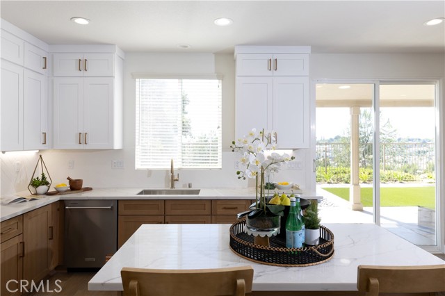 14055 Santa Barbara Street, La Mirada CA: https://media.crmls.org/medias/82ea6d9b-d015-47f8-8631-28e4966ea933.jpg
