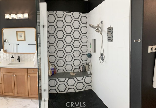 22825 Montanya Place, Murrieta CA: https://media.crmls.org/medias/82eaa284-193c-469a-acbf-2d482588a180.jpg