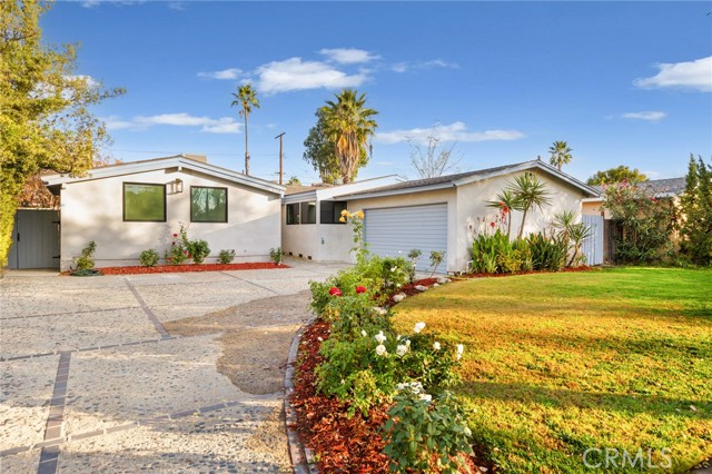 Detail Gallery Image 1 of 23 For 12745 Hartland Street, North Hollywood,  CA 91605 - 3 Beds | 2/1 Baths